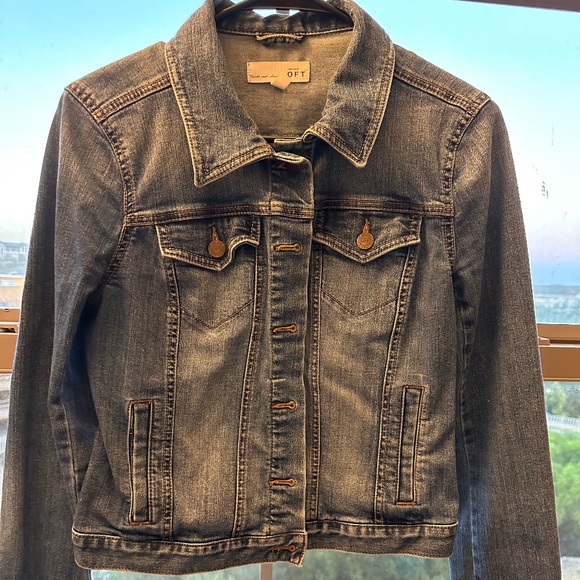 Denim jacket - Picture 1 of 3